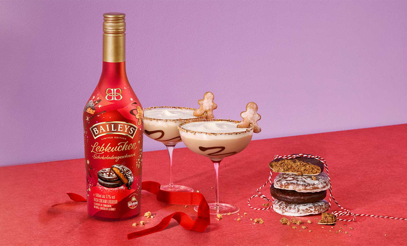 Friendsmas statt Festtagsstress: Cremiger Genuss mit Lebkuchen und Schokolade