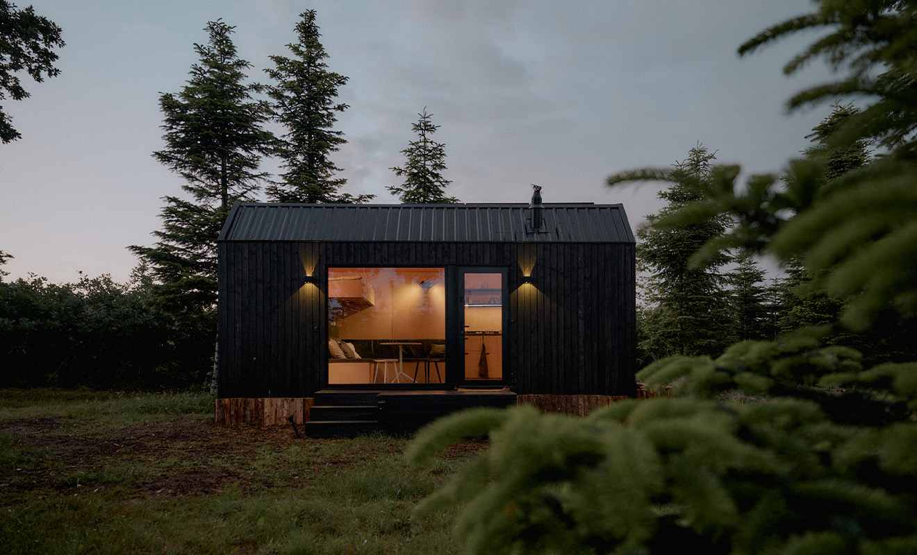 Kleine Hütten, große Auszeit: RAUS Cabins im Norden